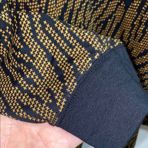 Nike Tee Long Sleeve 3X Gold Print Black Star Animal Print Cotton Oversized - Picture 8 of 15